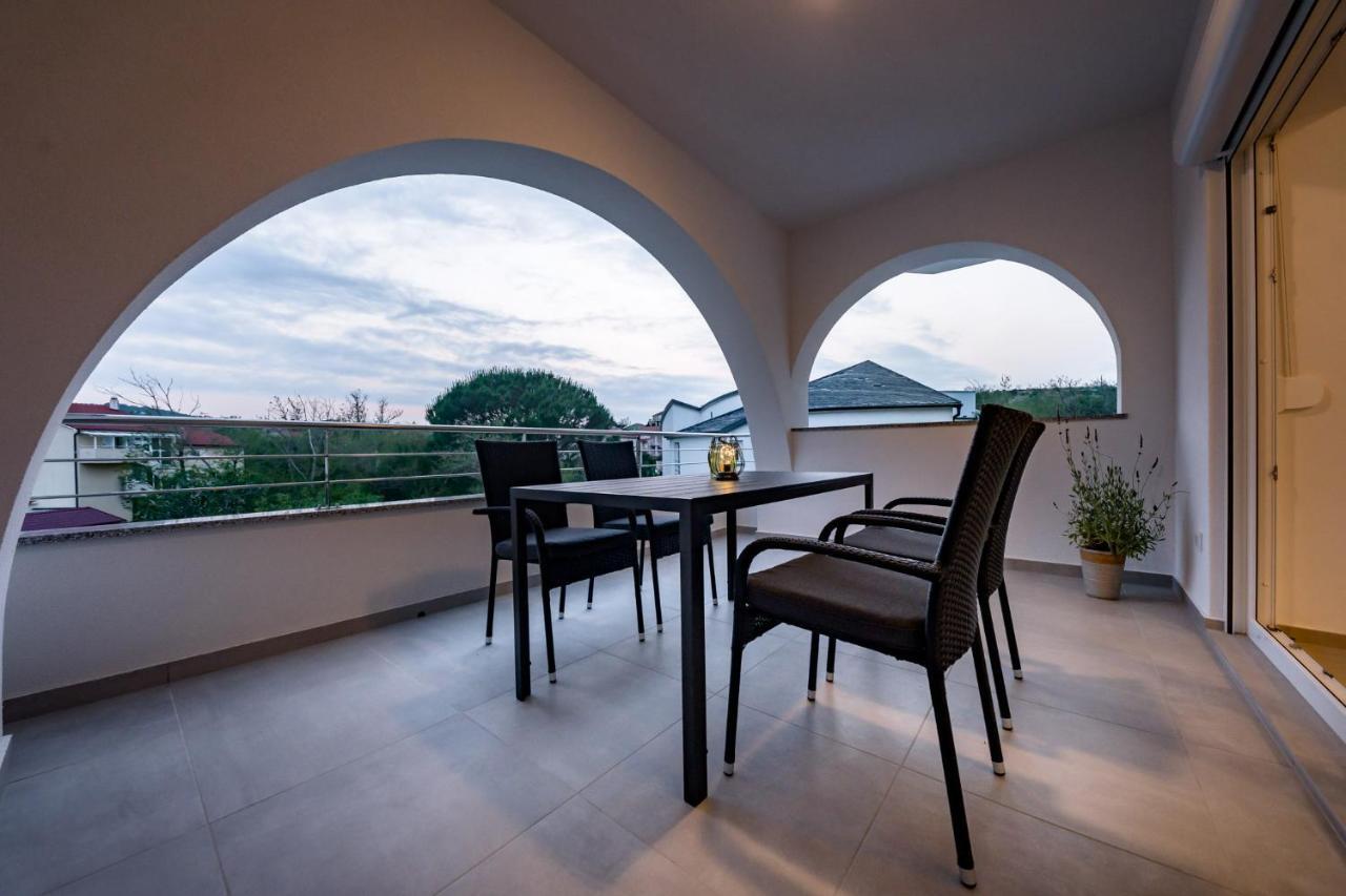 Apartmani Villa Zora Lopar Extérieur photo