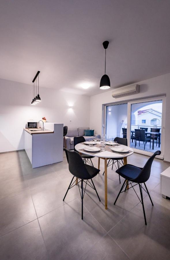 Apartmani Villa Zora Lopar Extérieur photo