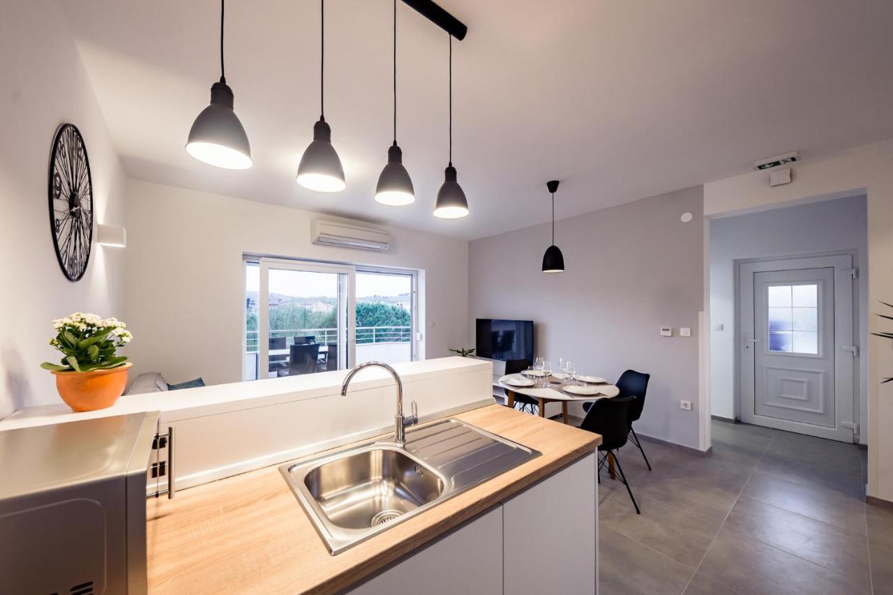 Apartmani Villa Zora Lopar Extérieur photo